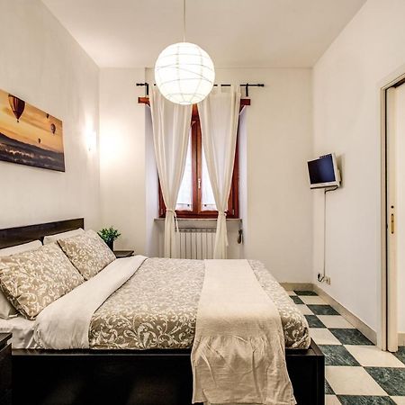 Popolo Accommodation - Lovely Central Apartment Rome Buitenkant foto
