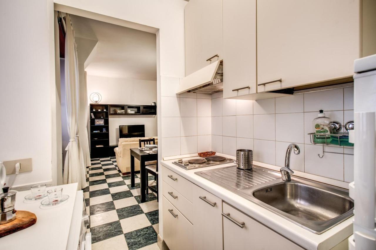 Popolo Accommodation - Lovely Central Apartment Rome Buitenkant foto