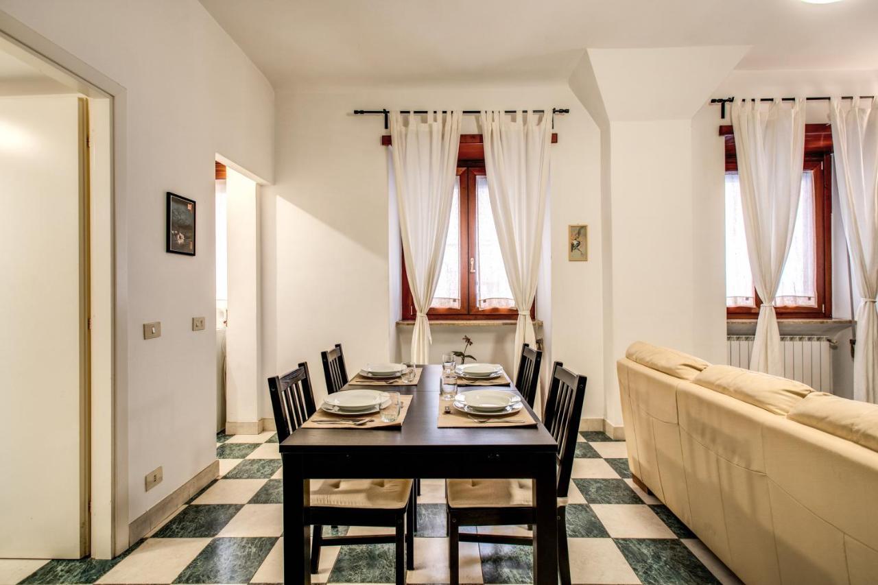 Popolo Accommodation - Lovely Central Apartment Rome Buitenkant foto
